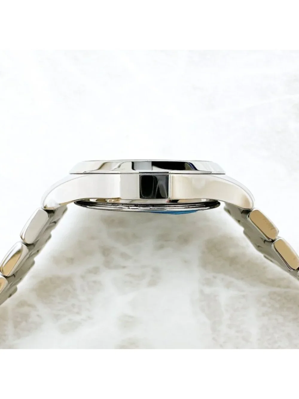 Gucci G-Timeless 126.5 Watch Quartz Stainless Steel